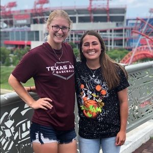 Meet your Posher, Devin